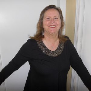 Meet your Posher, Deborah